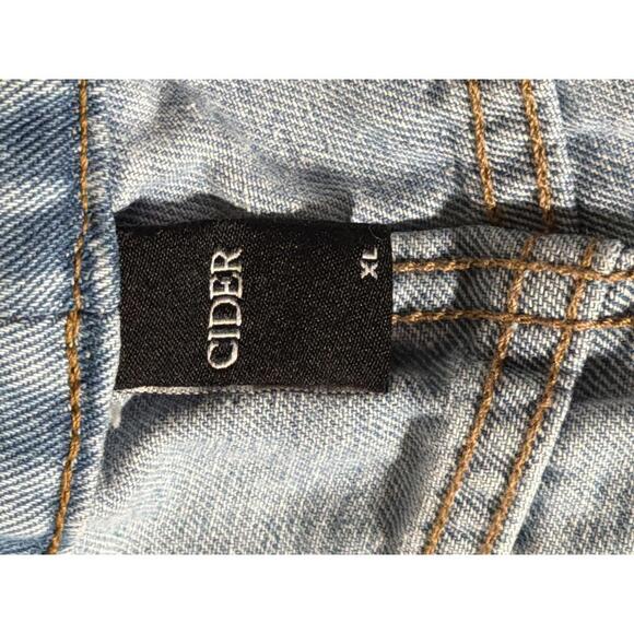 Cider Denim Women's Wide Leg Light Wash Denim Jeans with Cutout Bow Details - XL - Picture 5 of 8